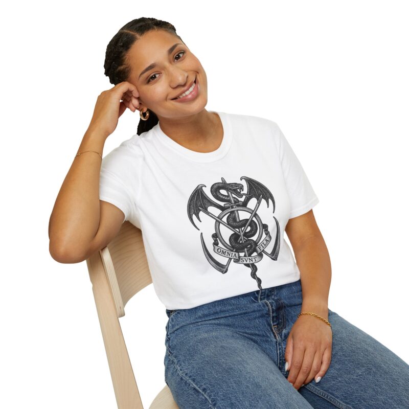 Omnia Sunt Fila Unisex T-shirt - Image 15