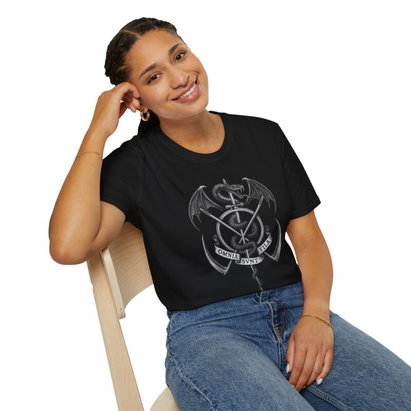 Omnia Sunt Fila Unisex T-shirt - Image 10